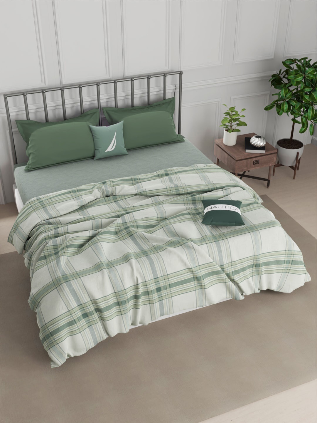 

Nautica Green & White Checked AC Room 150 GSM Pure Cotton Double Bed Quilt