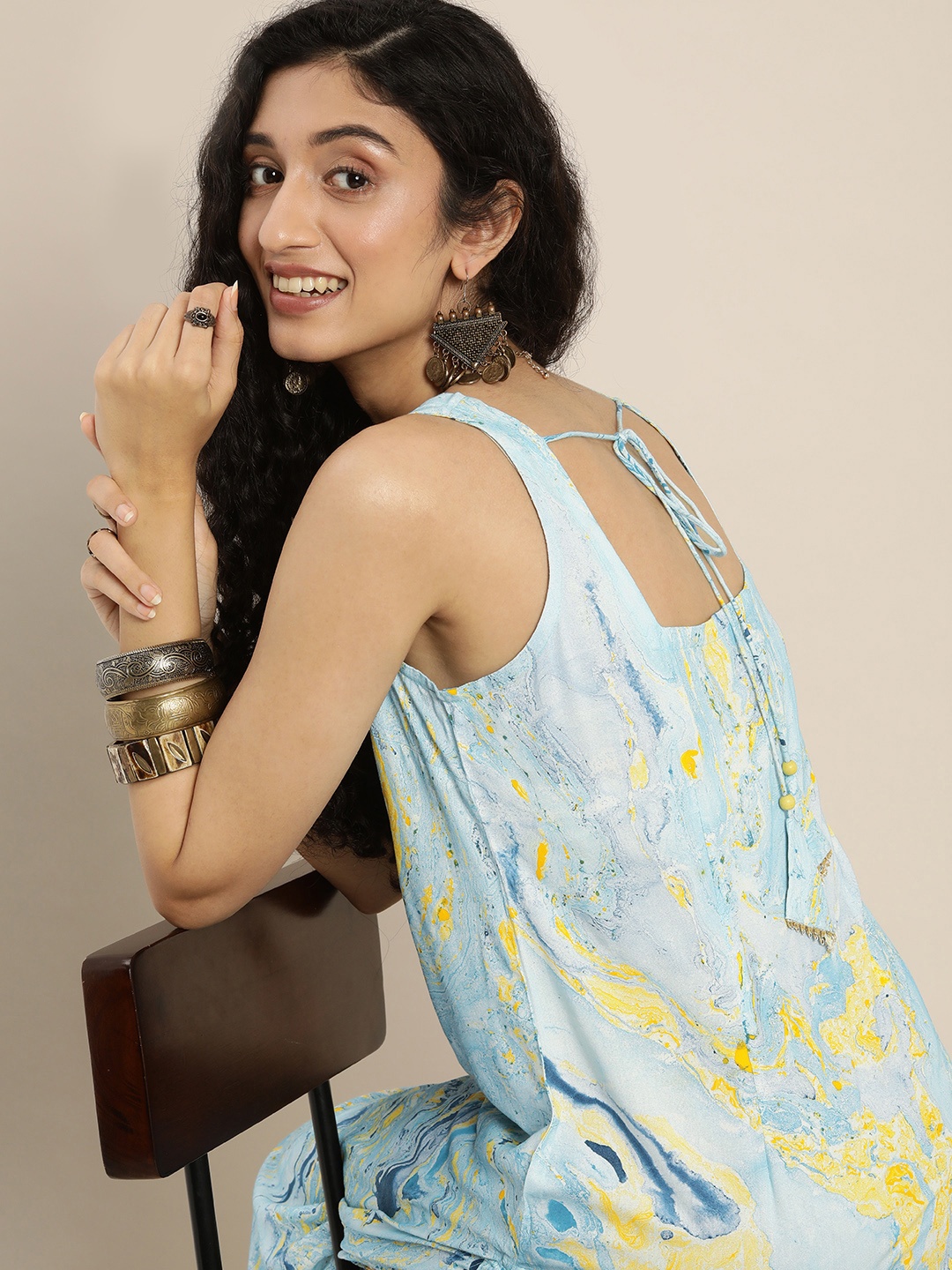 

Taavi Women Blue & Yellow Hand Dyed Marbling Kurta