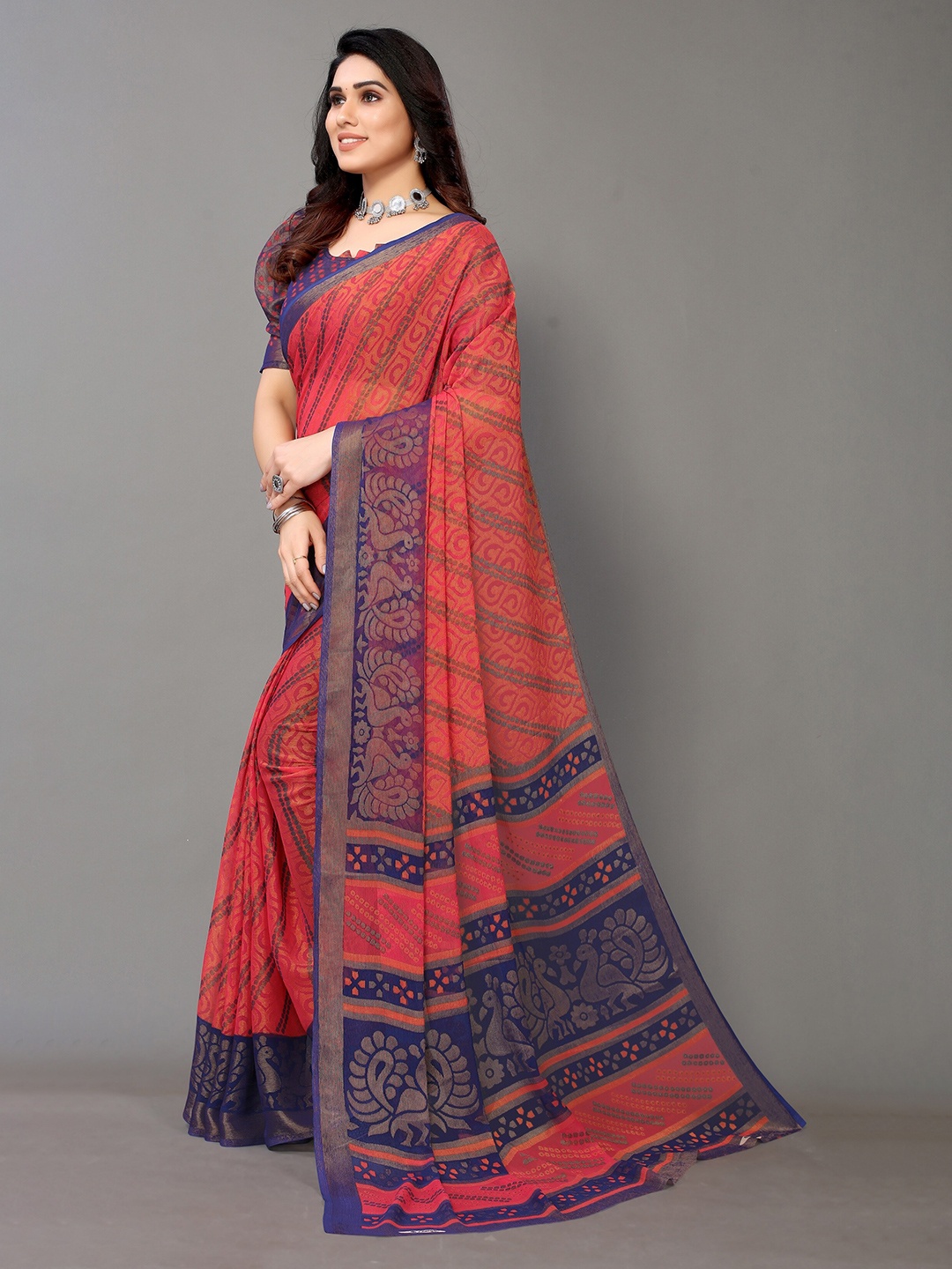 

Winza Women Designer Red & Purple Floral Pure Chiffon Fusion Bandhani Saree