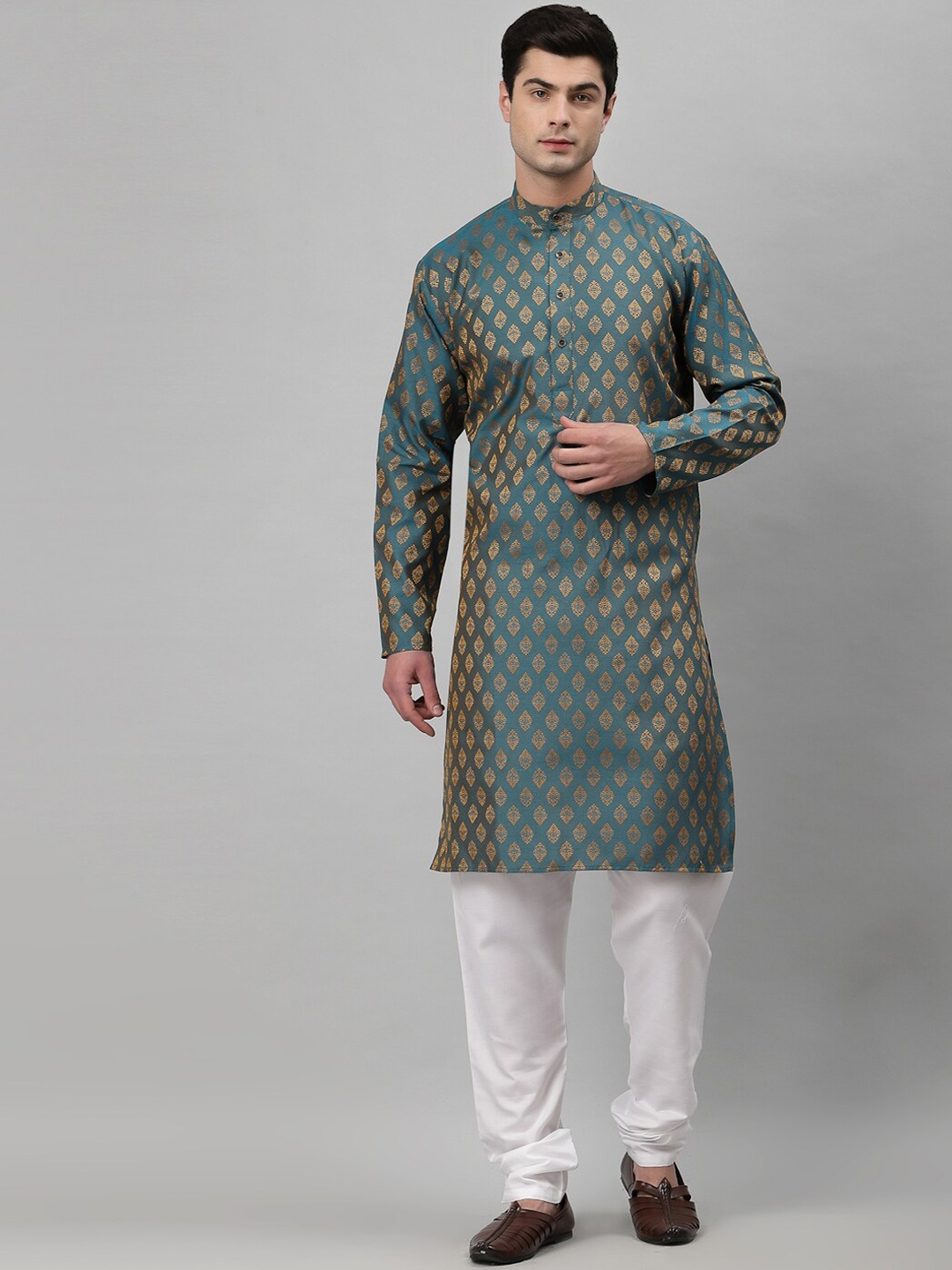 

NEUDIS Men Teal Floral Printed Kurta with Pyjamas