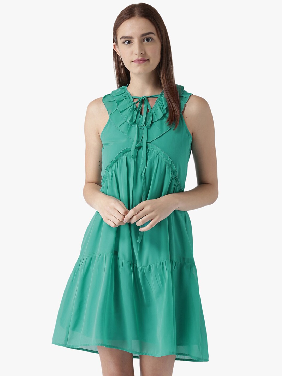 

DODO & MOA Green Solid Tie-Up Neck Georgette Dress