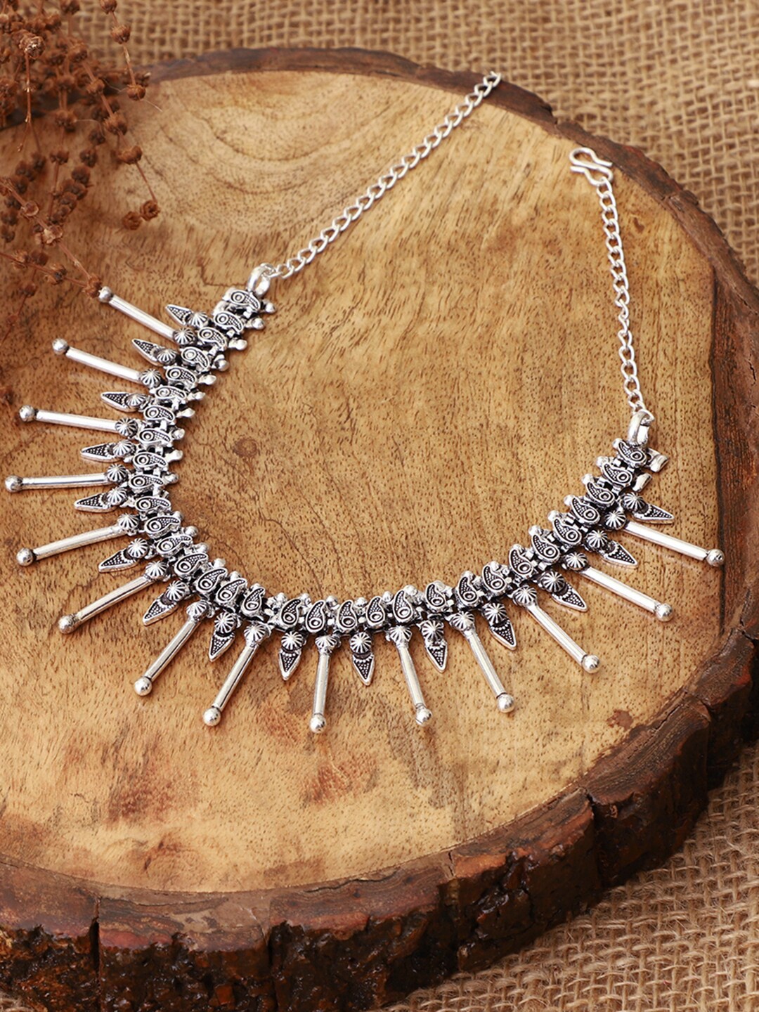 

VENI Women Silver-Toned Brass Silver-Plated Chain