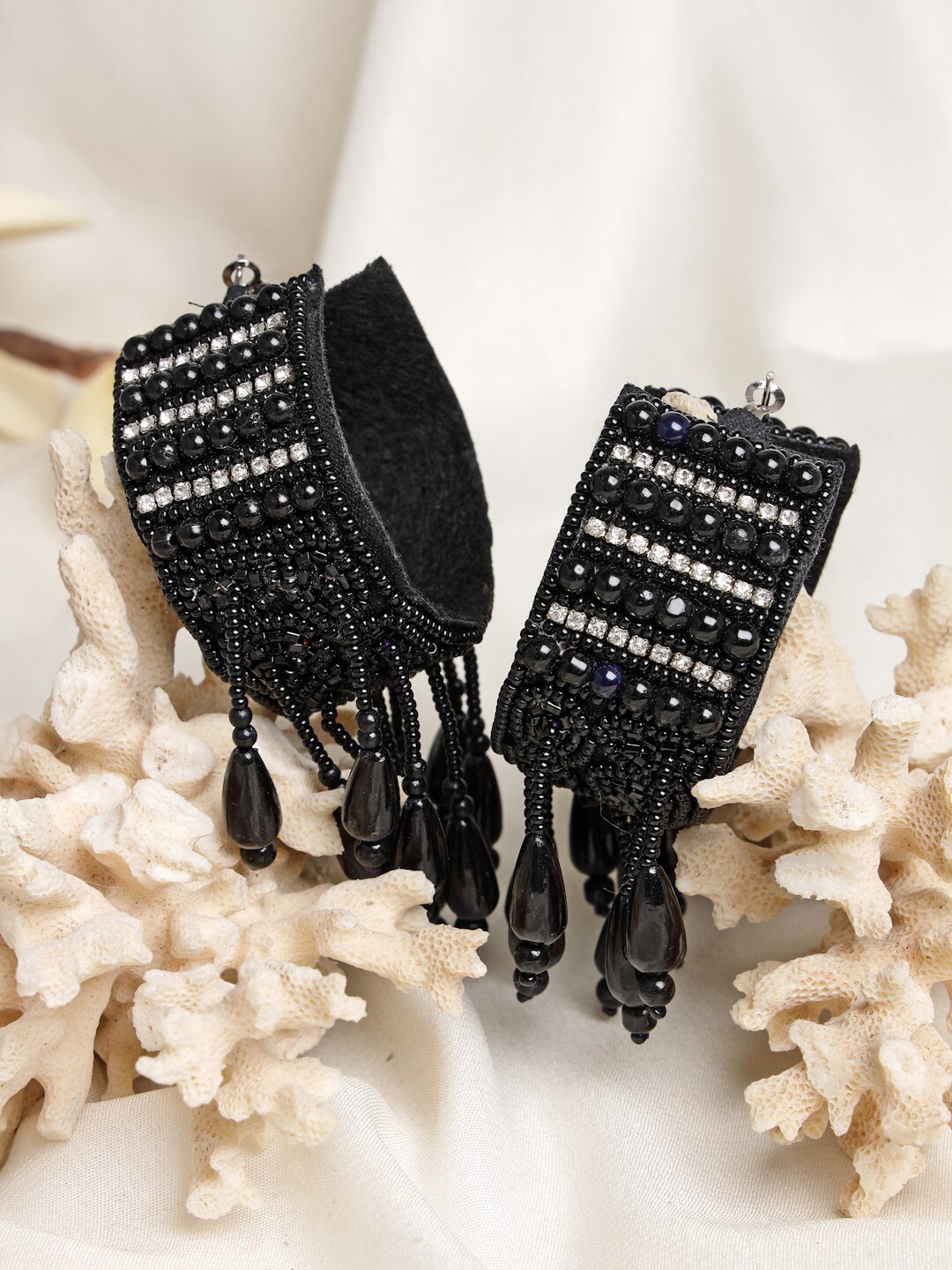 

Moedbuille Silver Plated Black Beads Pearls & Crystals Studded Contemporary Hoop Earrings