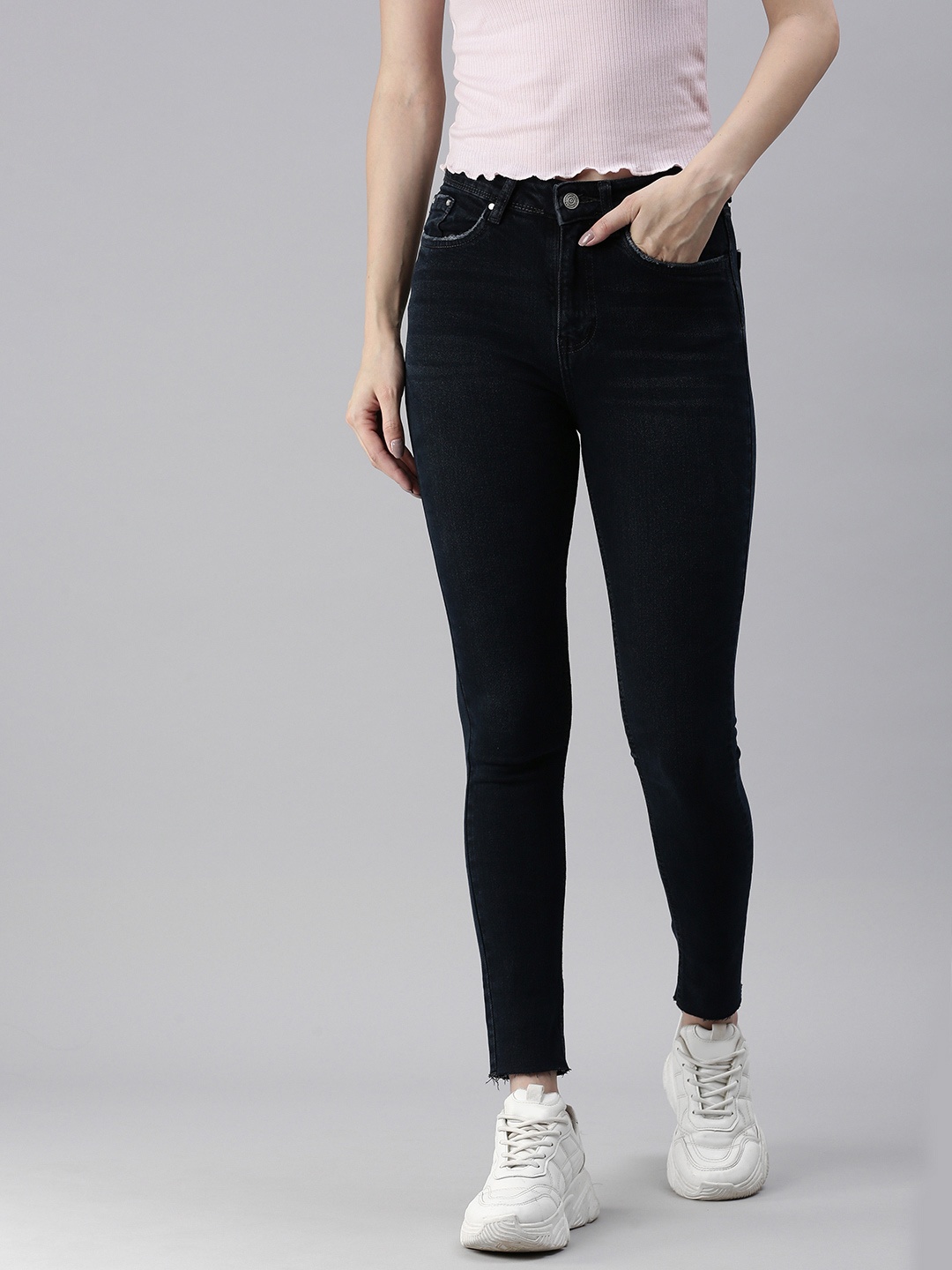 

SHOWOFF Women Navy Blue Skinny Fit High-Rise Stretchable Jeans