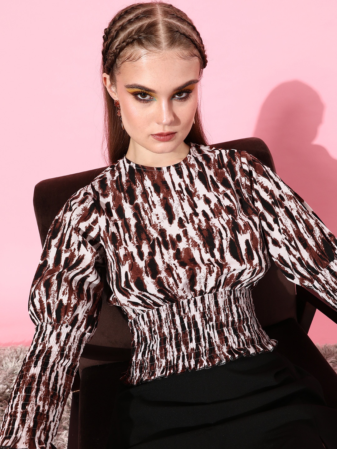 

Style Quotient Chic Brown Abstract Vacay Attire