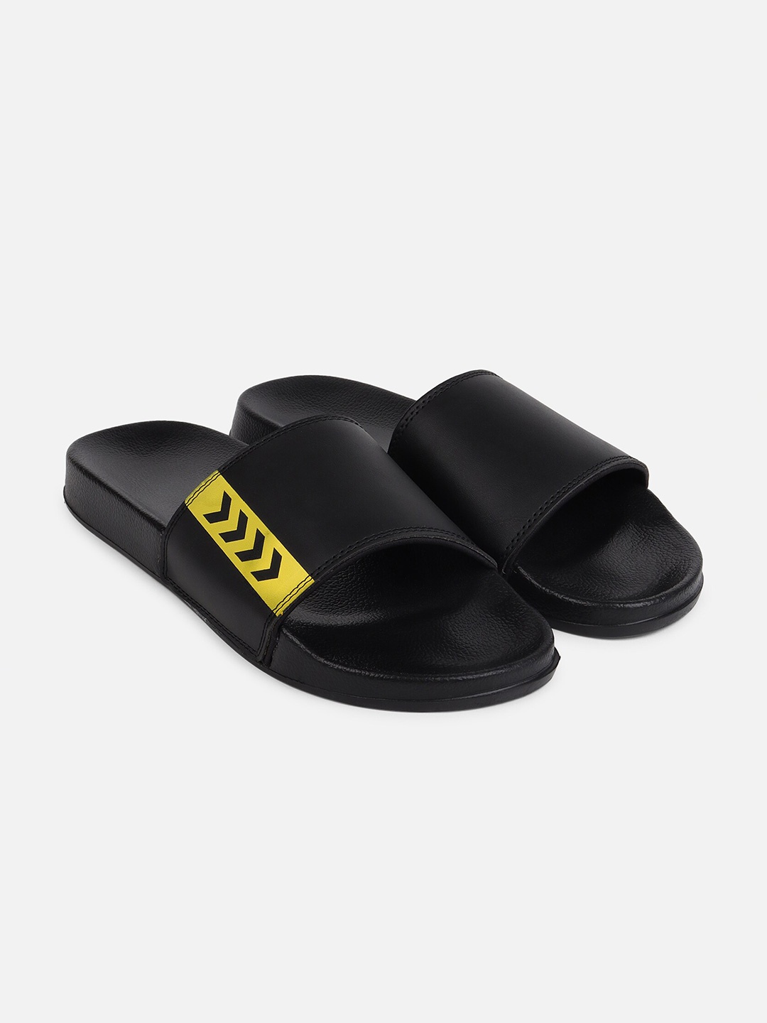 

hummel Men Black & Yellow Sliders