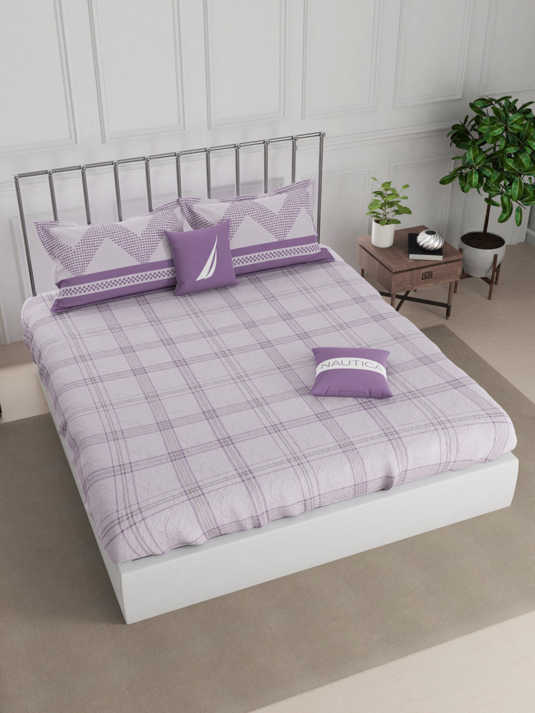 

Nautica Purple & White Geometric 210 TC King Bedsheet with 2 Pillow Covers