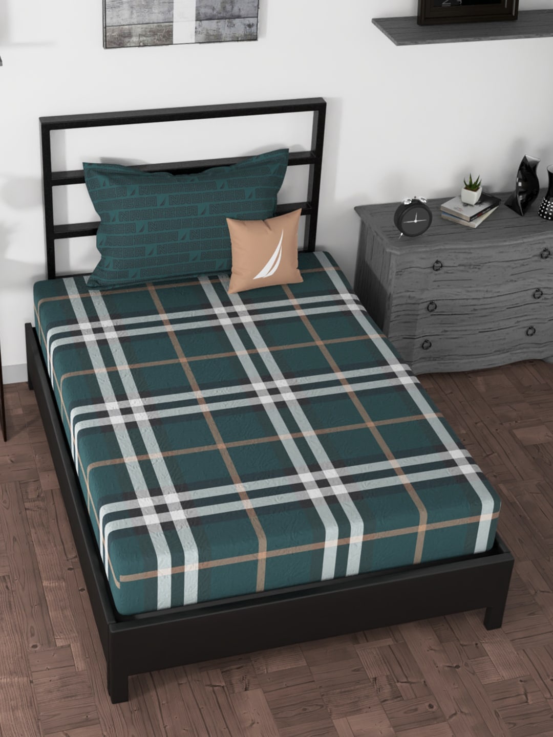 

Nautica Green & White Geometric 160 TC Single Bedsheet with 1 Pillow Covers