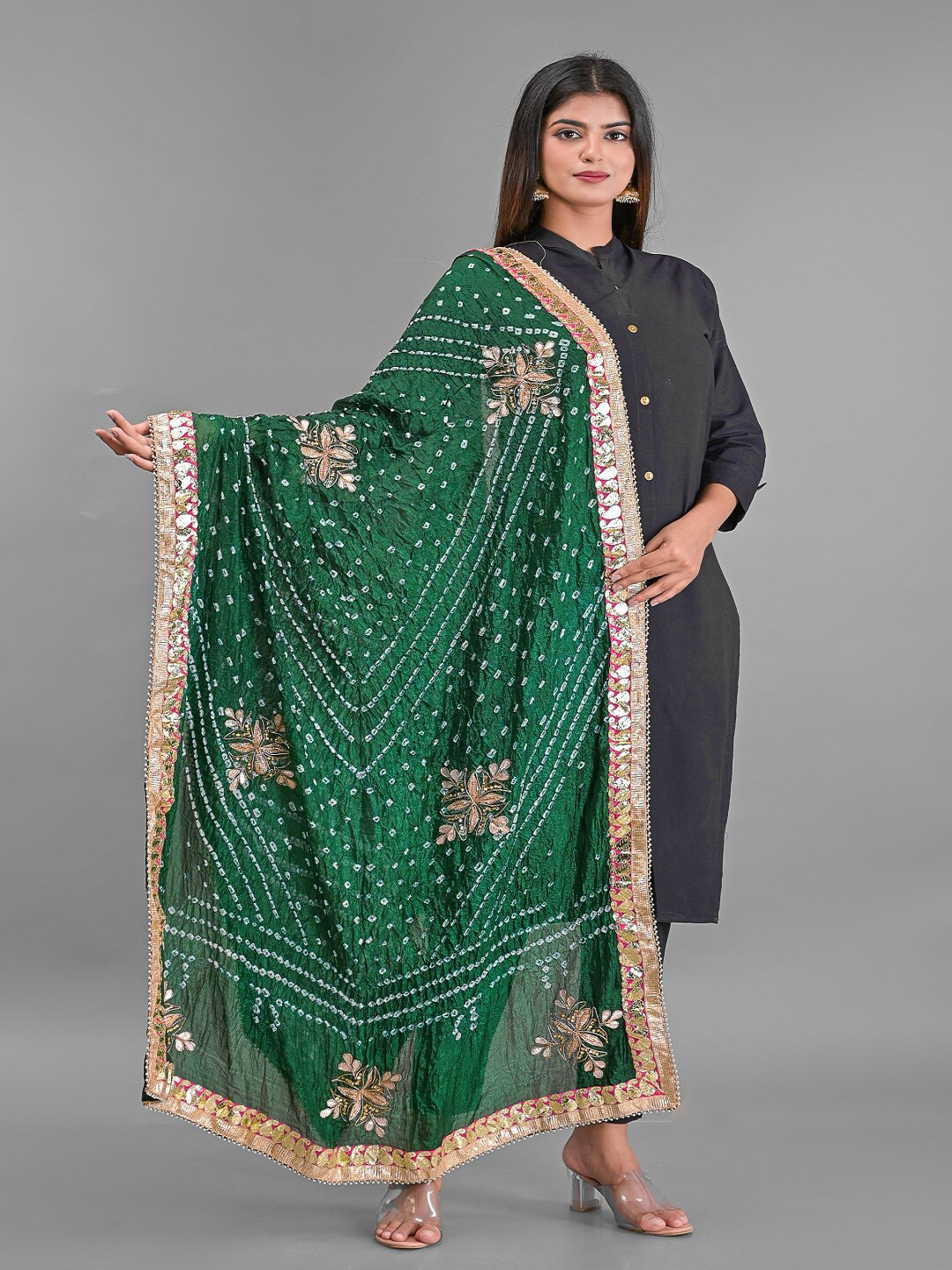 

Apratim Green Printed Art Silk Bandhani Dupatta with Gotta Patti
