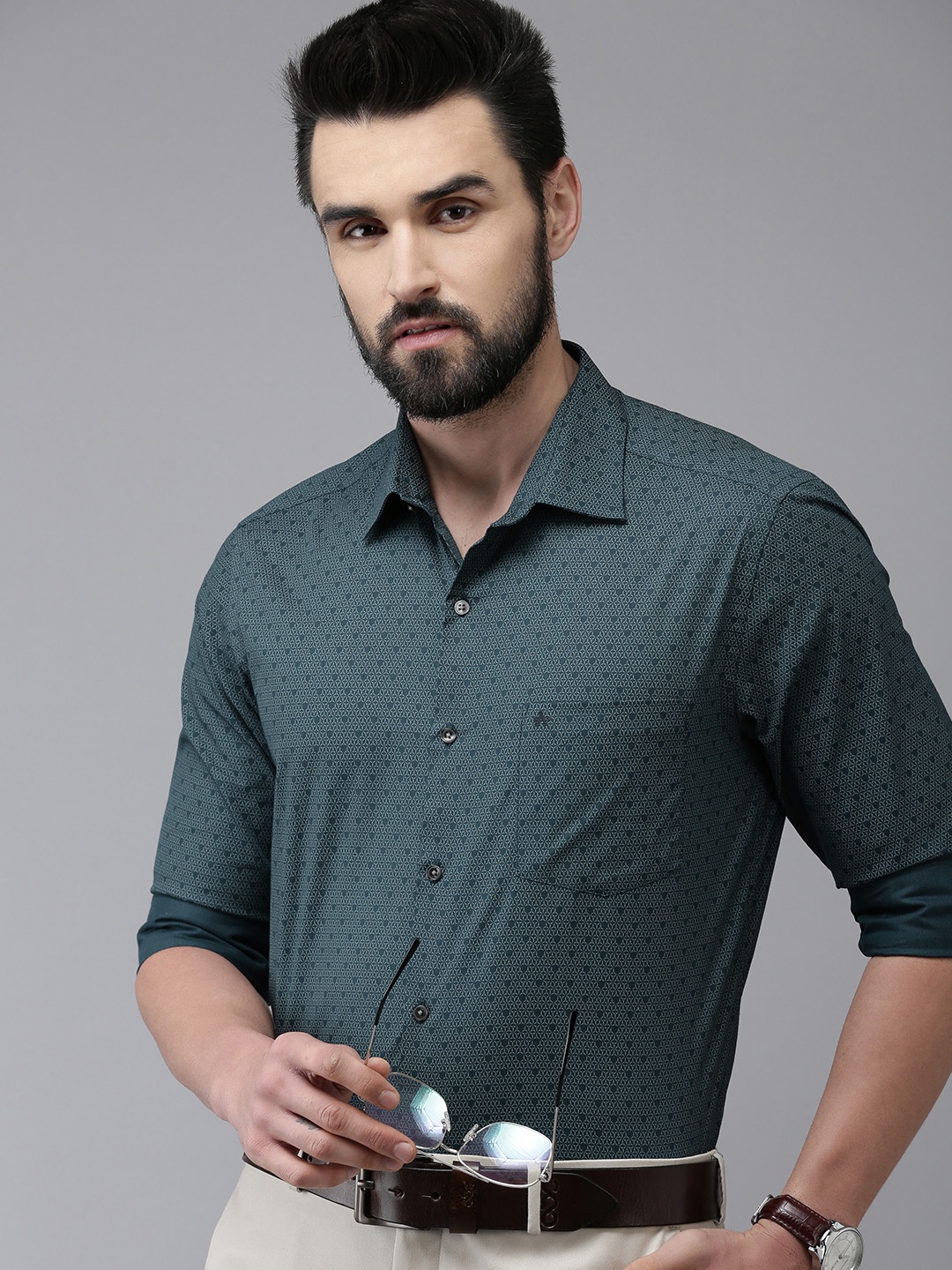 

Arrow Men Blue Original Slim Fit Polka-Dots Printed Pure Cotton Formal Shirt