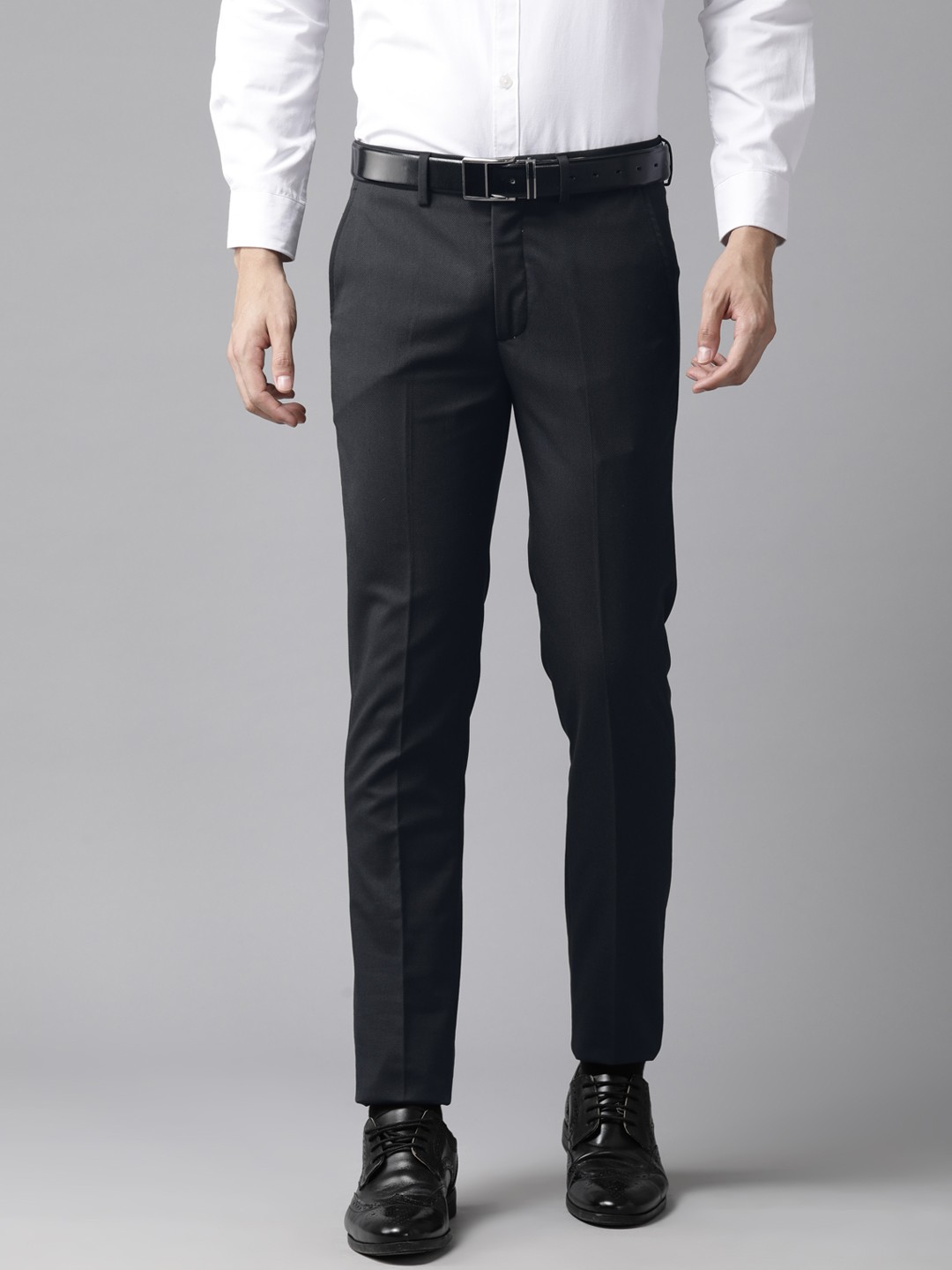 

Arrow Men Super Slim Fit Pleated Trousers, Black