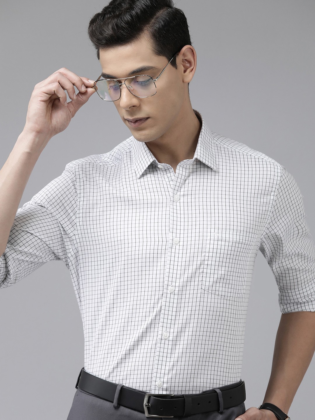 

Arrow Men Grey Original Slim Fit Checked Pure Cotton Casual Shirt