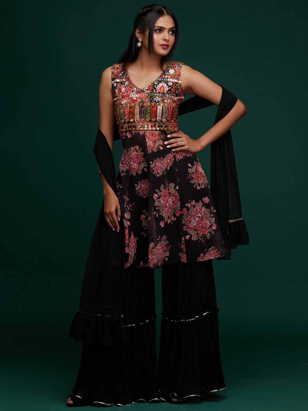 

Koskii Women Black Floral Embroidered Thread Work Kurta with Sharara & With Dupatta