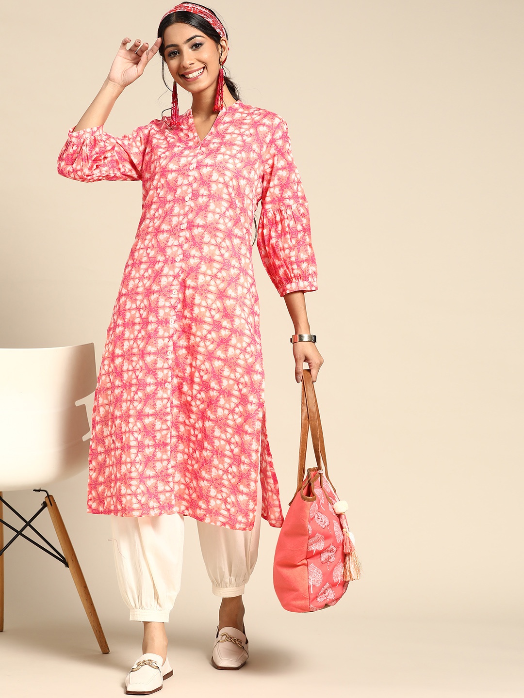 

Sangria Women Pink & White Printed Cotton Kurta