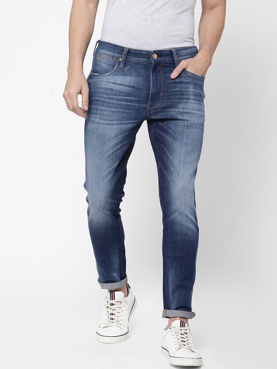 

Wrangler Men Blue Slim Fit Low-Rise Heavy Fade Stretchable Jeans