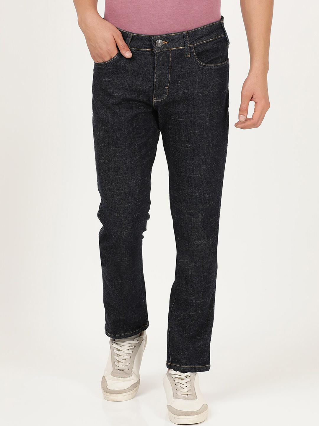 

Wrangler Men Blue Skanders Slim Fit Low-Rise Stretchable Jeans