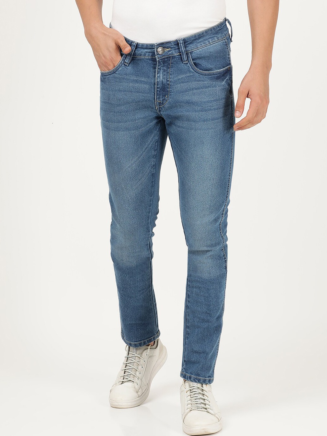 

Wrangler Men Blue Skanders Slim Fit Low-Rise Light Fade Stretchable Jeans
