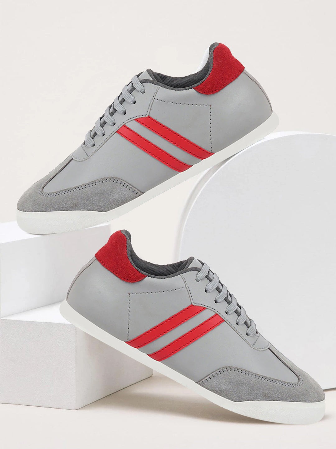 

FAUSTO Men Grey Colourblocked PU Sneakers