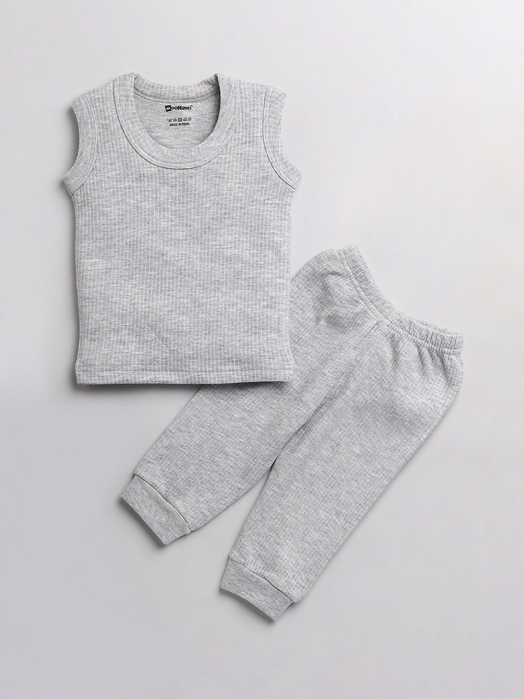 

MooNKids Infant Boys Grey Solid Thermal Set