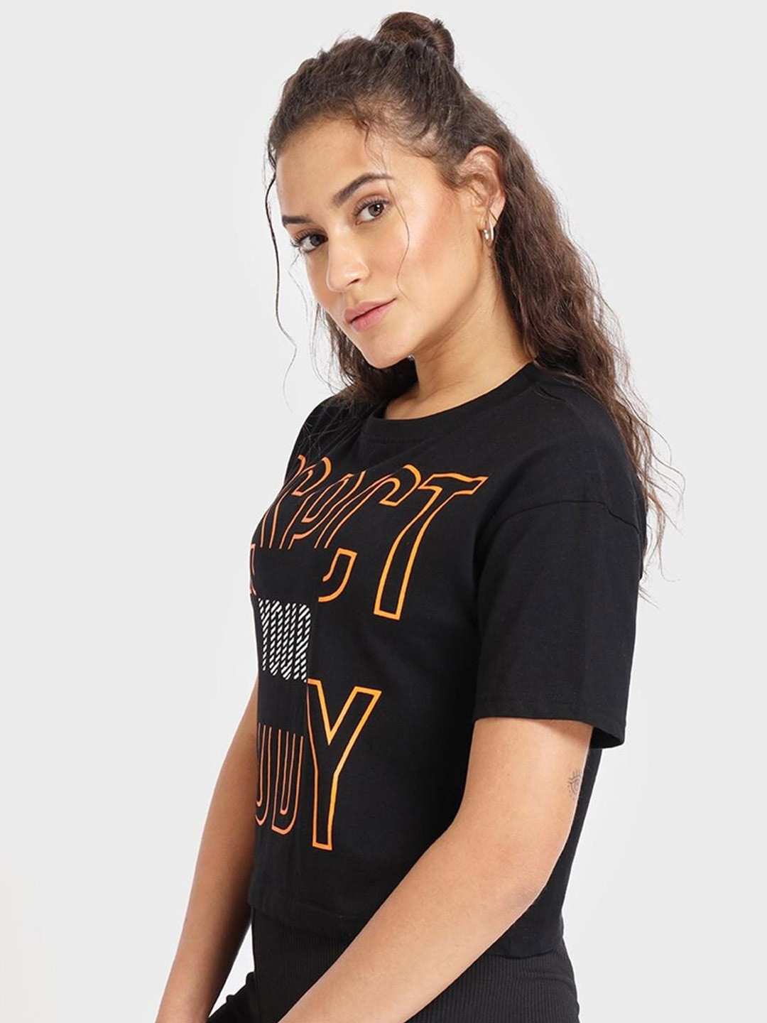 

Bewakoof Women's Typography Athleisure Short Top, Black