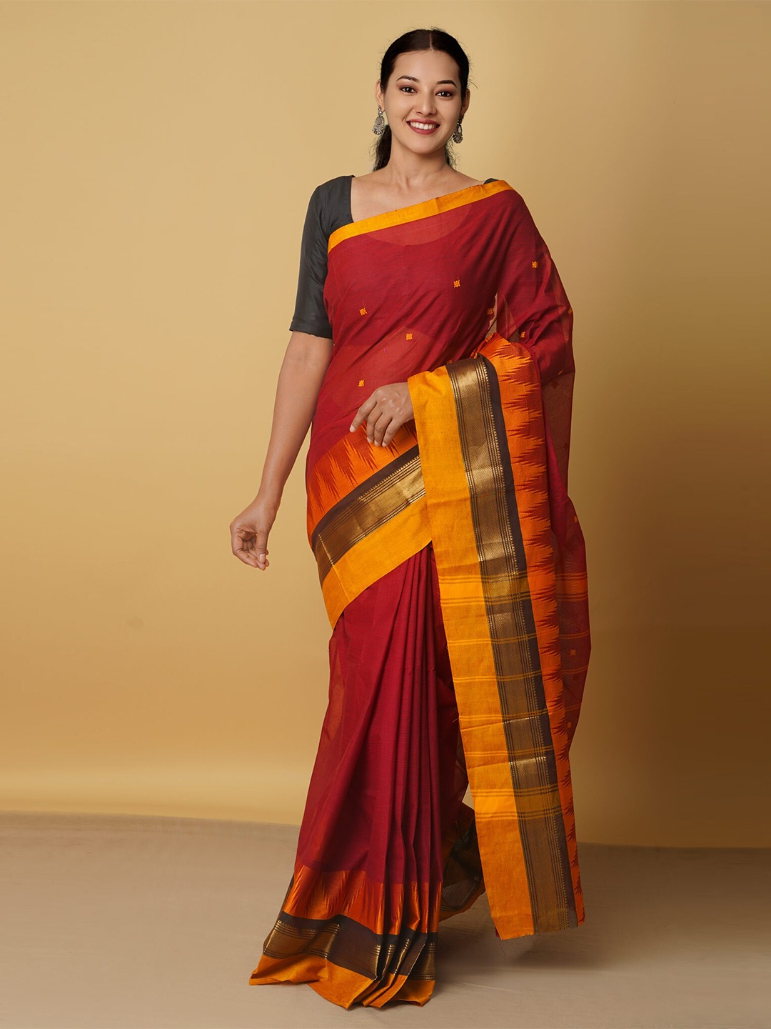 

Unnati Silks Maroon & Gold-Toned Woven Design Zari Pure Cotton Chettinad Saree