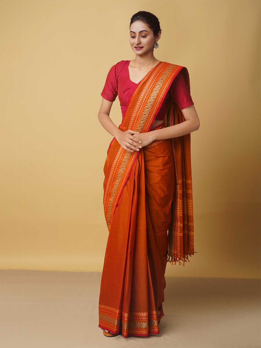 

Unnati Silks Orange & Gold-Toned Woven Design Zari Pure Cotton Chettinad Saree