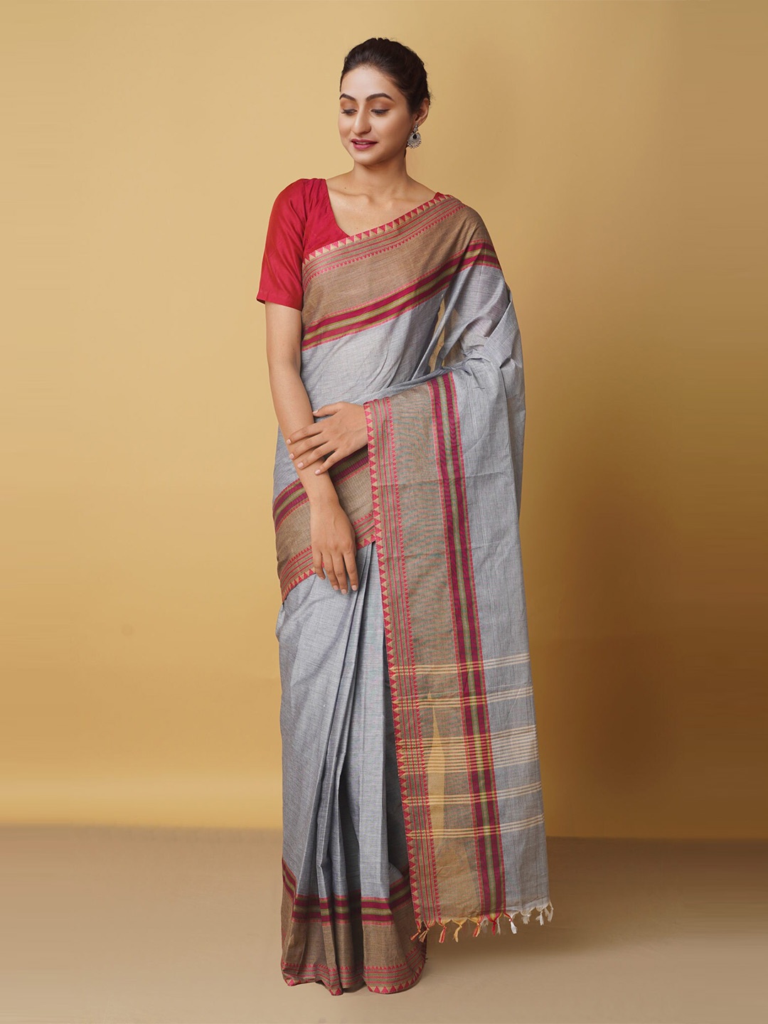 

Unnati Silks Grey & Maroon Woven Design Pure Cotton Chettinad Saree