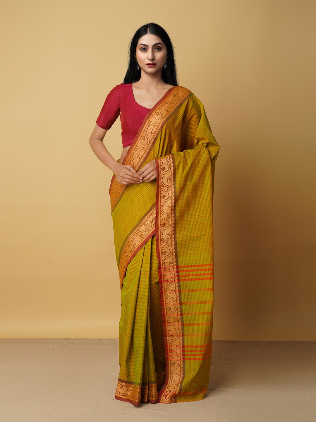 

Unnati Silks Green & Gold-Toned Woven Design Zari Pure Cotton Chettinad Saree