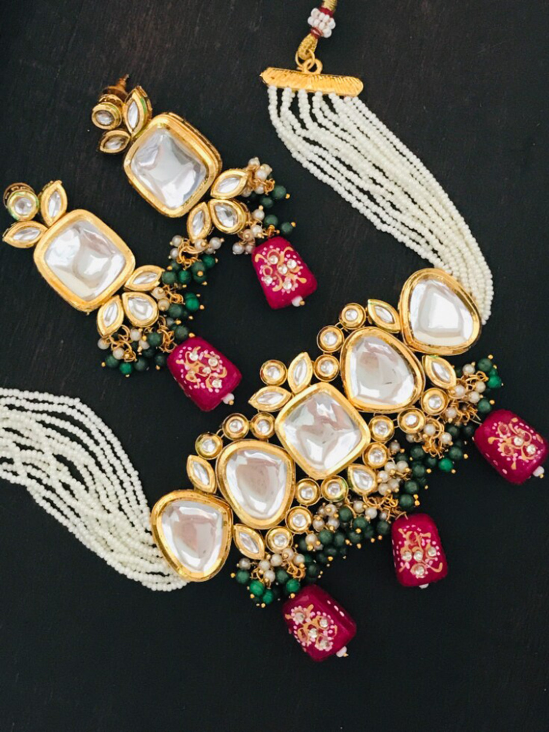 

The Opal Factory Gold-Plated Pink & White Kundan Studded & Beaded Jadau Jewellery Set