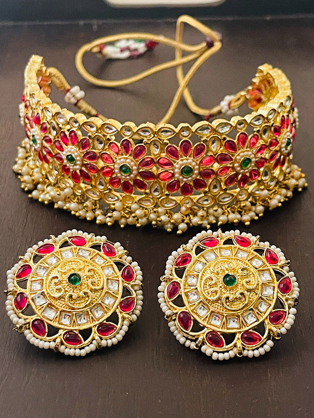 

The Opal Factory Women Gold-Plated Pink & Green Kundan Studded Beaded Jadau Jewellery Set