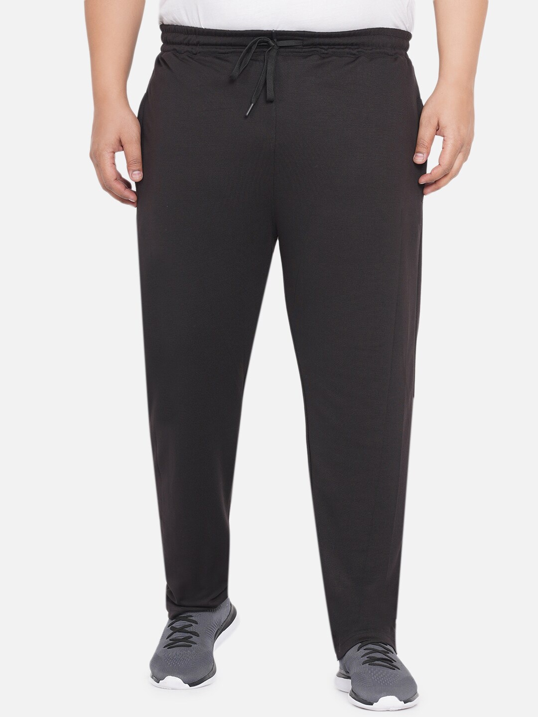 

Santonio Men Black Solid Cotton Track Pants