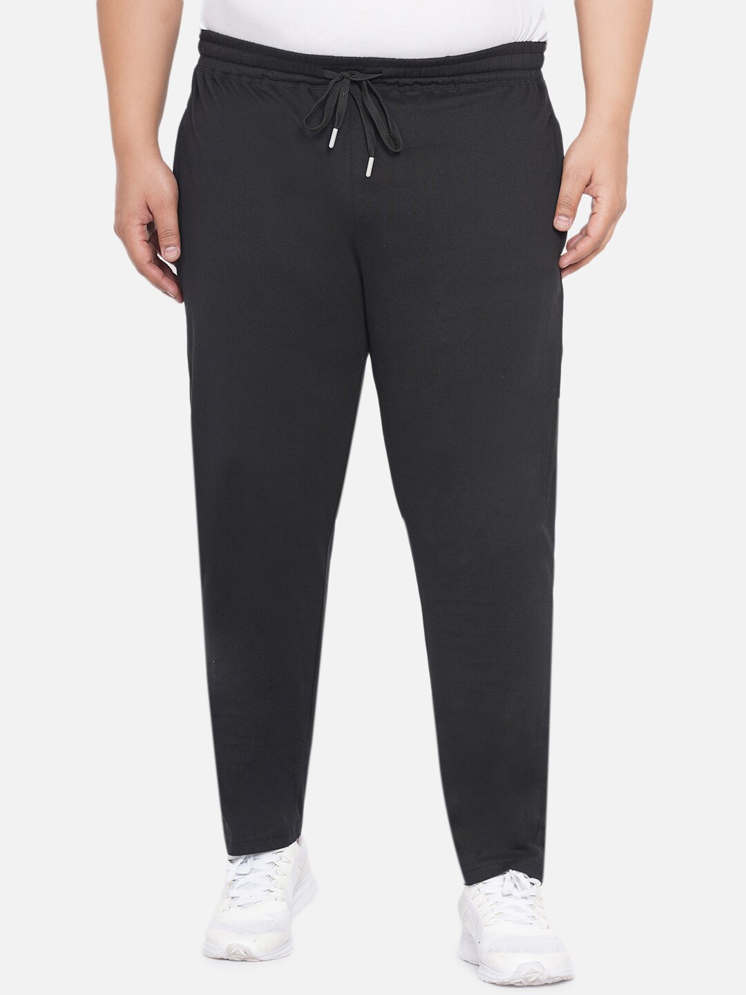 

Santonio Men Black Solid Cotton Track Pants