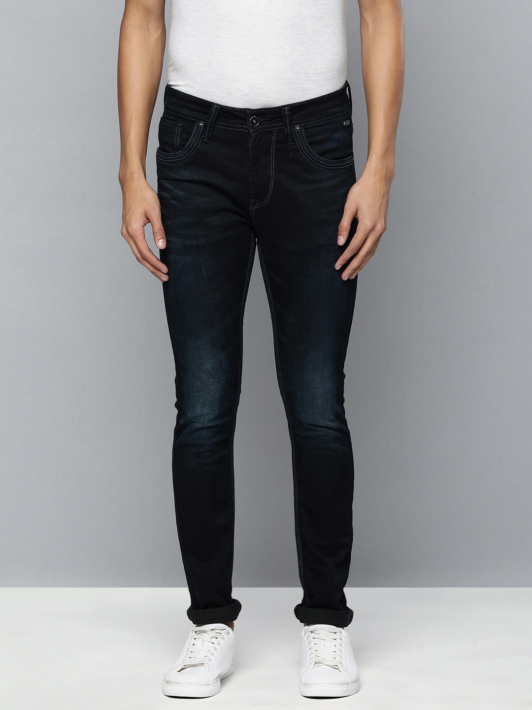 

Lawman pg3 Men Blue Slim Fit Light Fade Stretchable Jeans