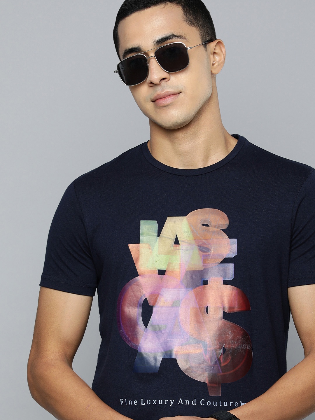 

Lawman pg3 Men Navy Blue Graphic Printed Slim Fit T-shirt