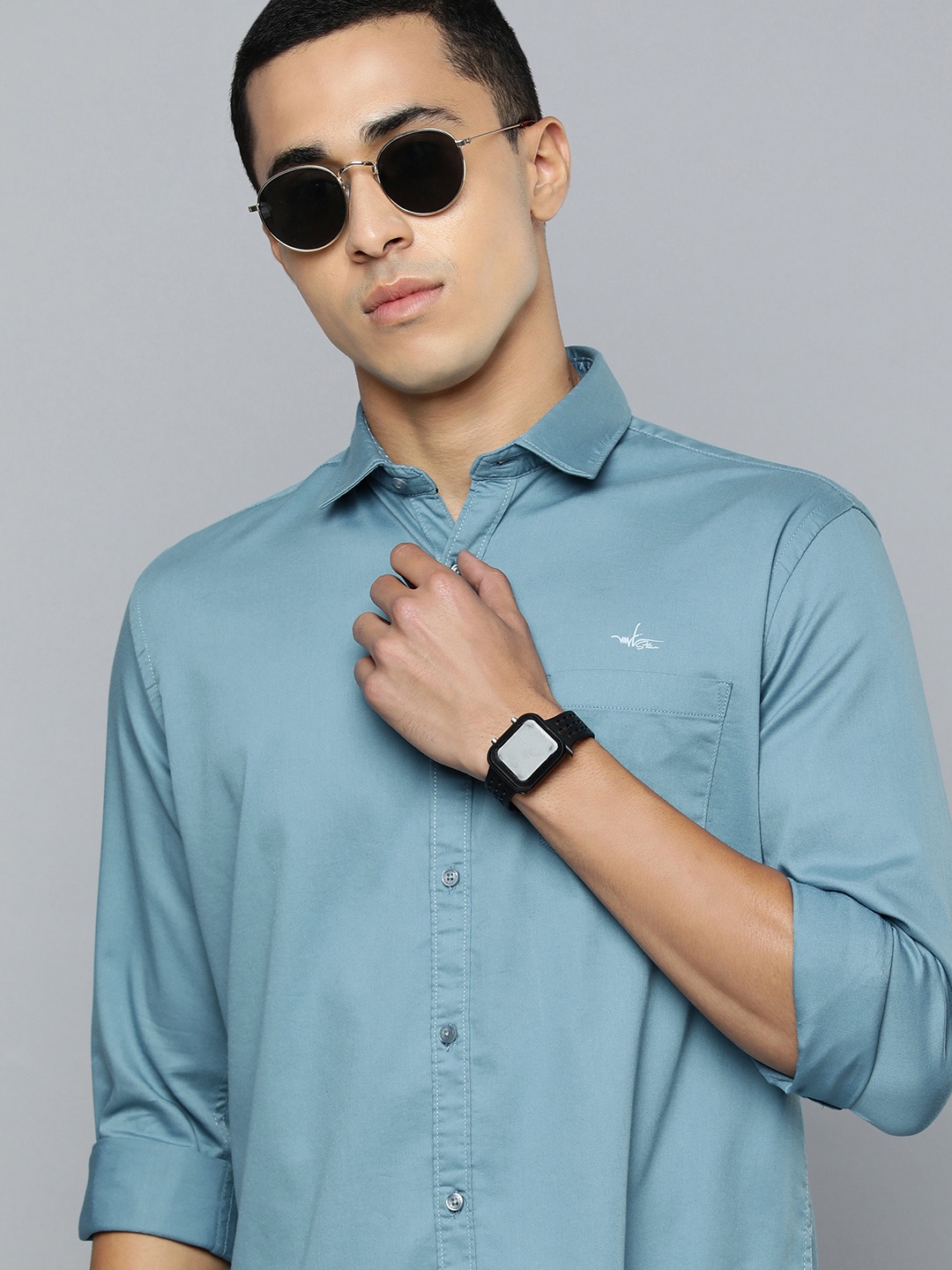 

Lawman pg3 Men Teal Slim Fit Pure Cotton Casual Shirt