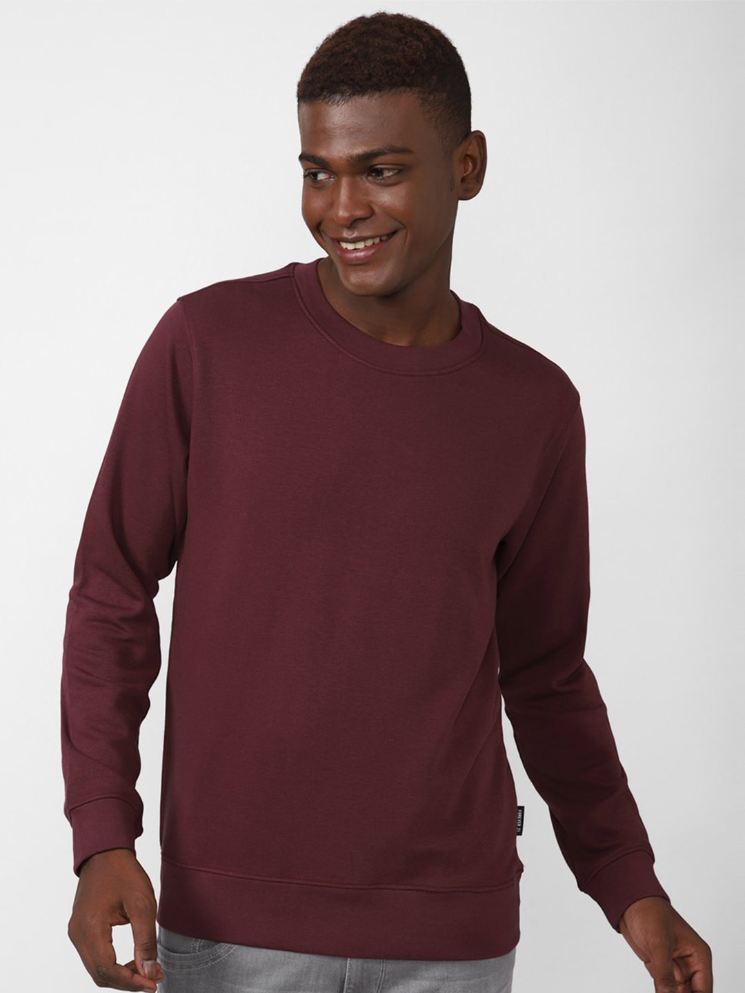 

FOREVER 21 Men Maroon Sweatshirt