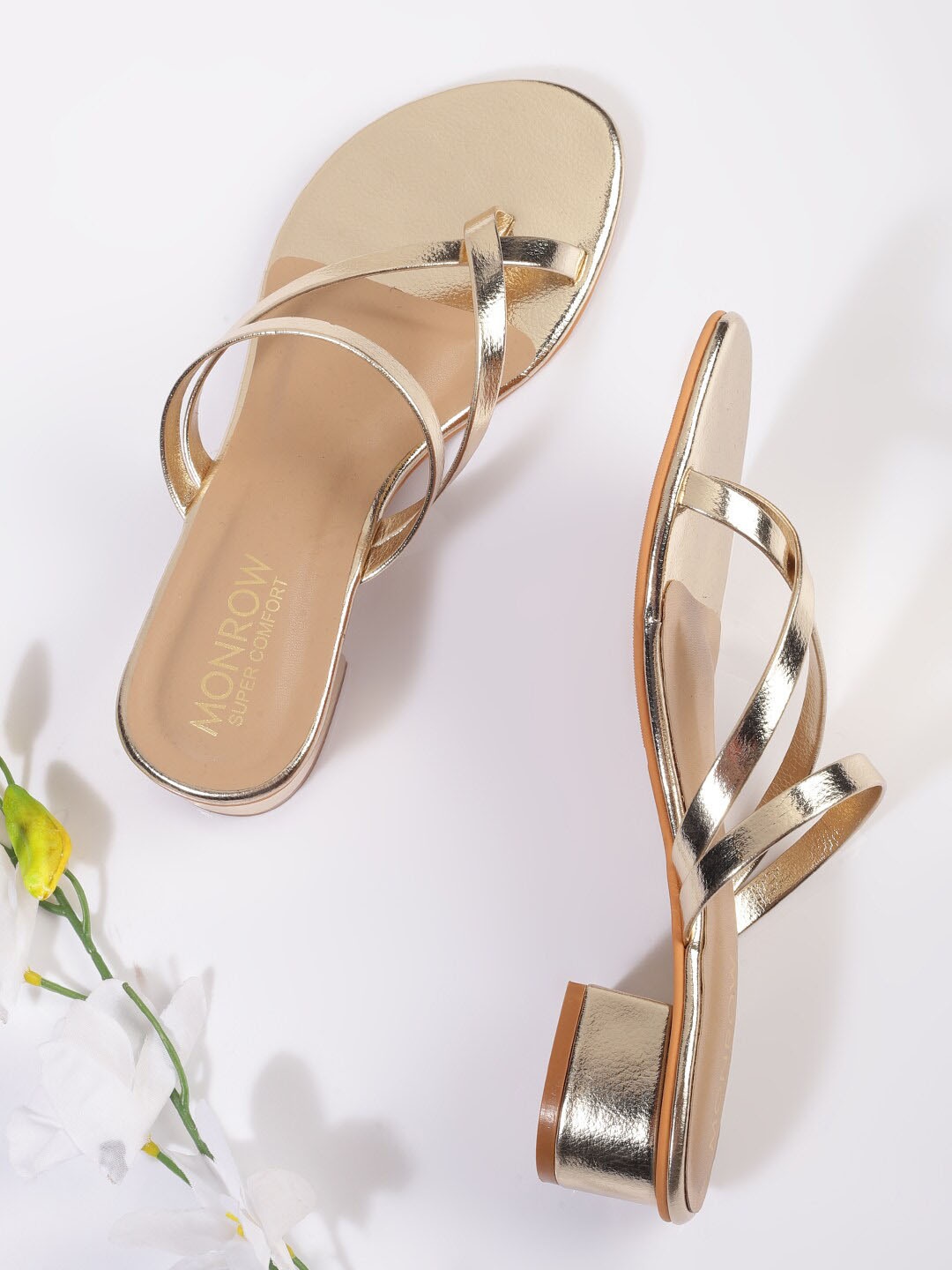 

Monrow Gold-Toned PU Party Block Heels