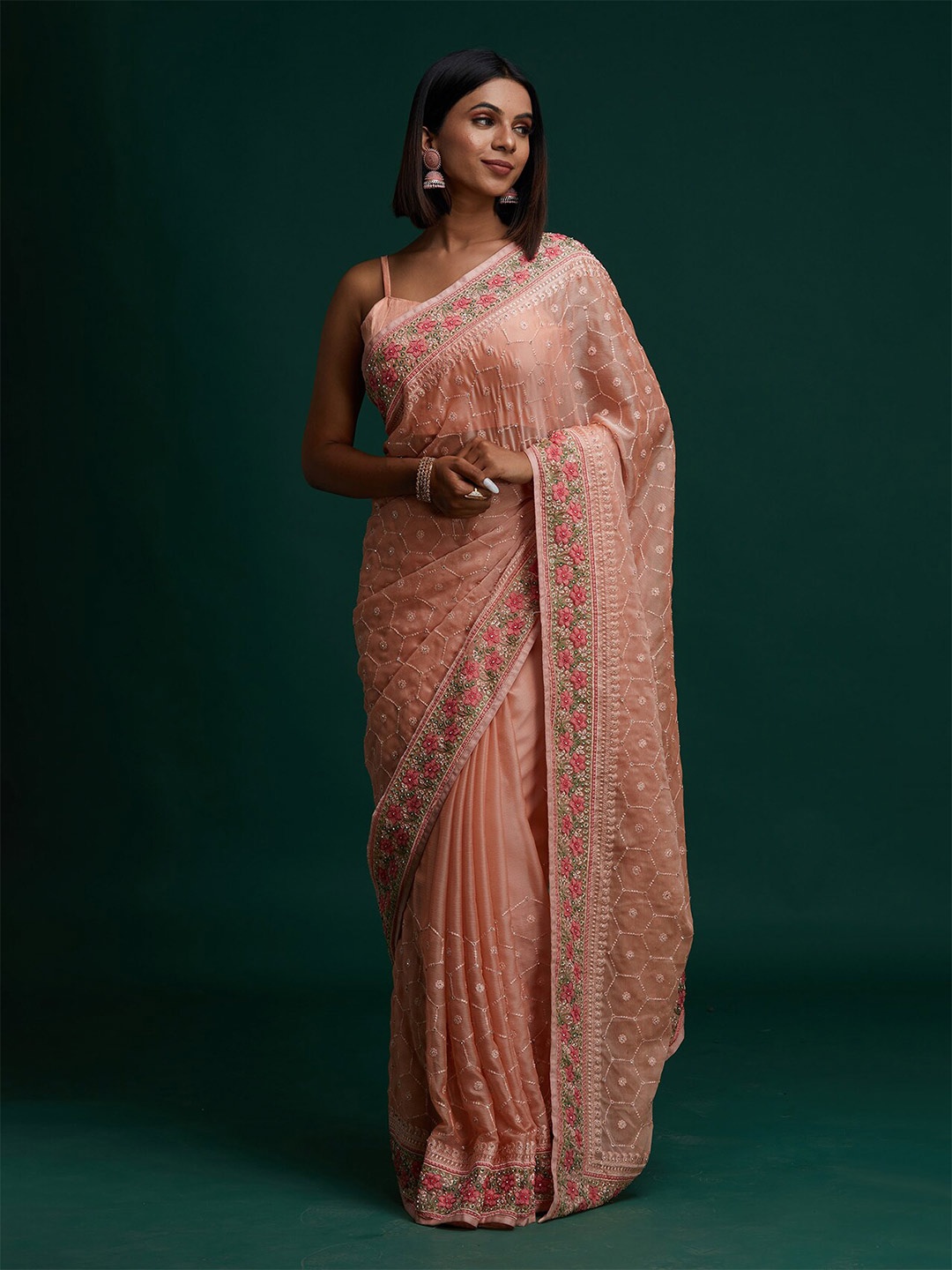 

Koskii Peach-Coloured Floral Embroidered Chiffon Saree