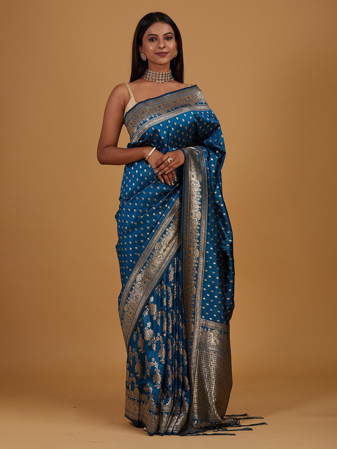 

Koskii Blue Paisley Zari Brocade Banarasi Saree