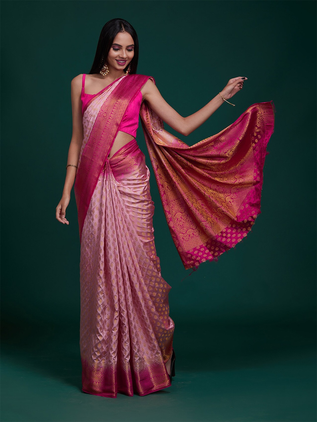 

Koskii Pink & Gold-Toned Woven Design Zari Art Silk Saree
