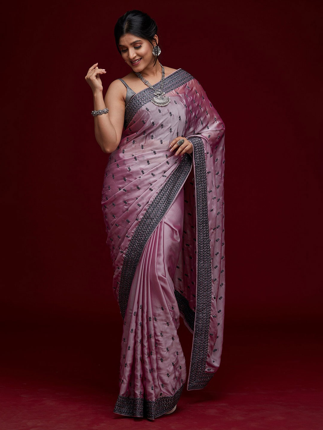 

Koskii Lavender & Grey Ethnic Motifs Embroidered Saree