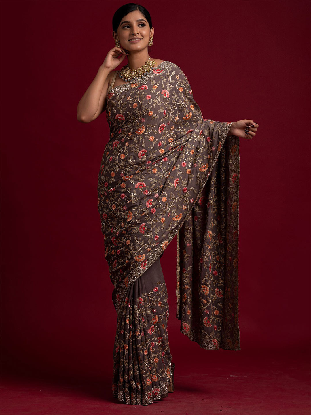 

Koskii Grey & Pink Floral Embroidered Heavy Work Saree