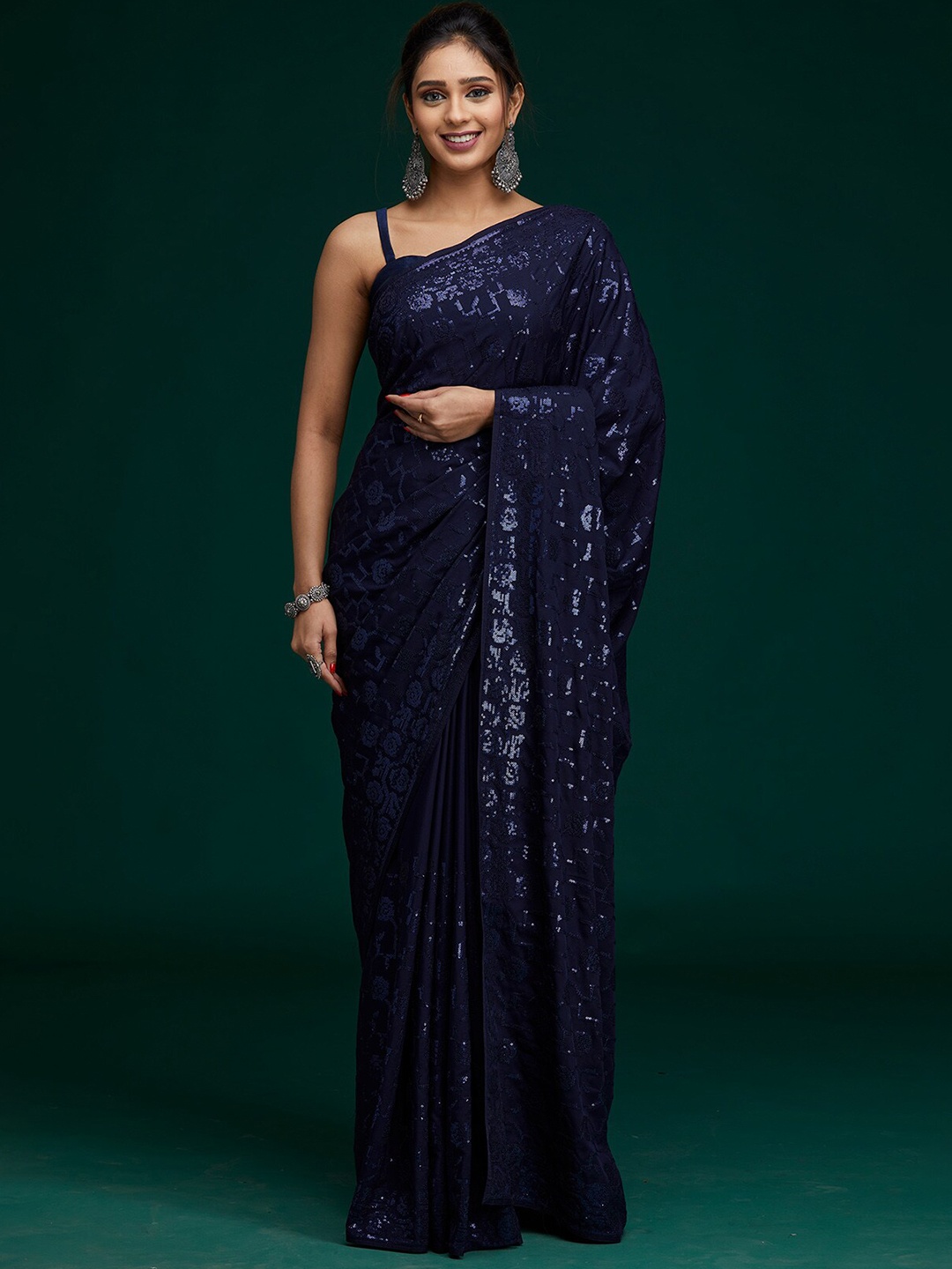 

Koskii Navy Blue Embellished Sequinned Saree