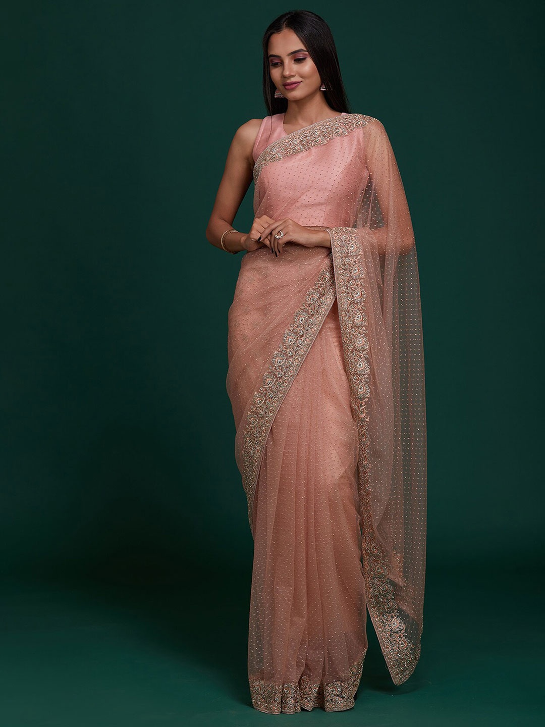 

Koskii Peach-Coloured Floral Embroidered Supernet Saree