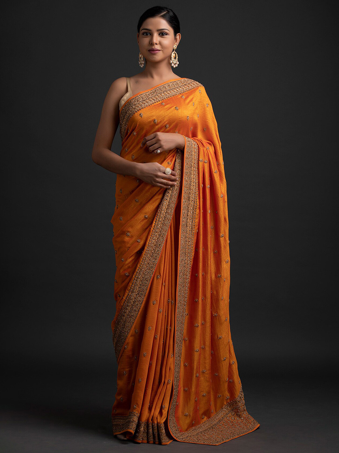 

Koskii Mustard & Gold-Toned Floral Embroidered Art Silk Saree