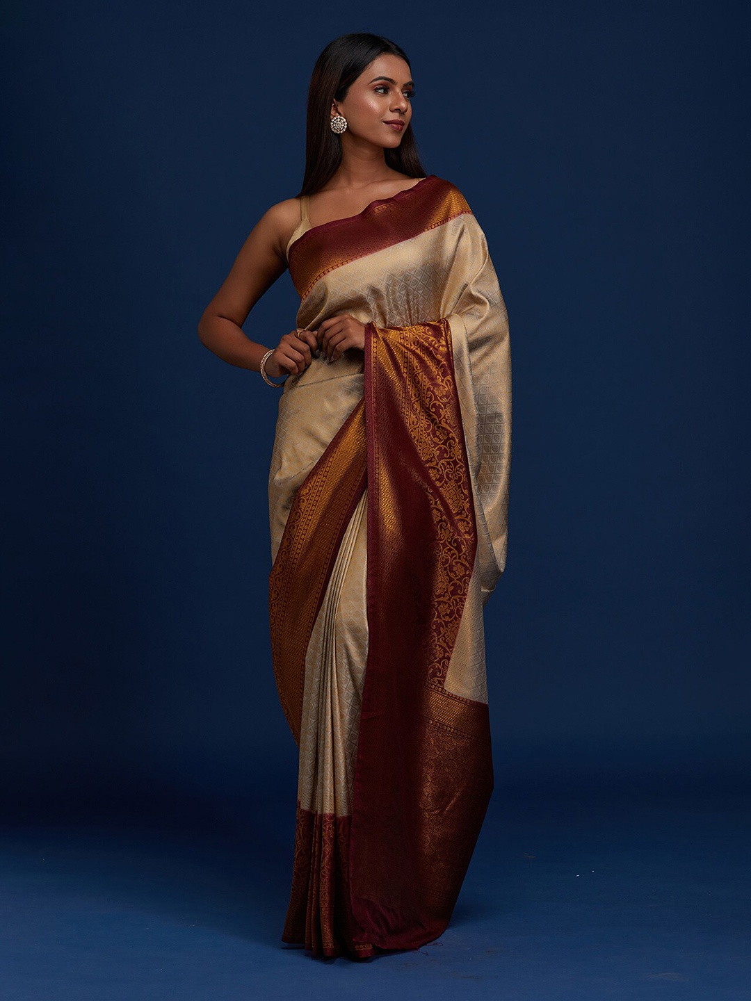 

Koskii Grey & Maroon Woven Design Zari Art Silk Banarasi Saree
