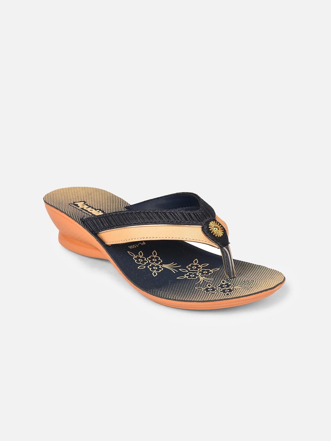 

Aqualite Women Beige & Black Comfort Sandals