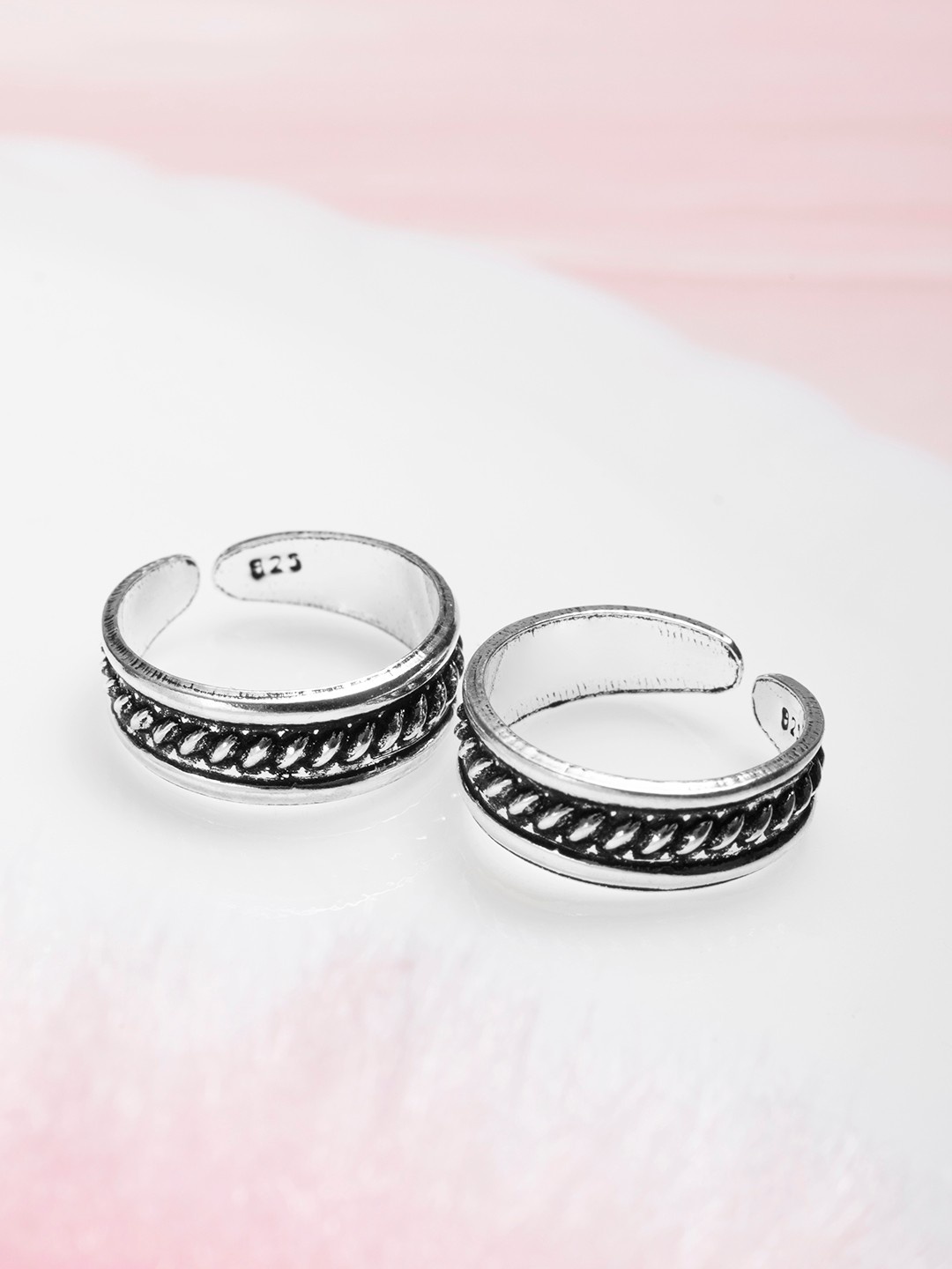 

Zavya Women Set of 2 925 Oxidized Sterling Silver-Plated Toe-Rings