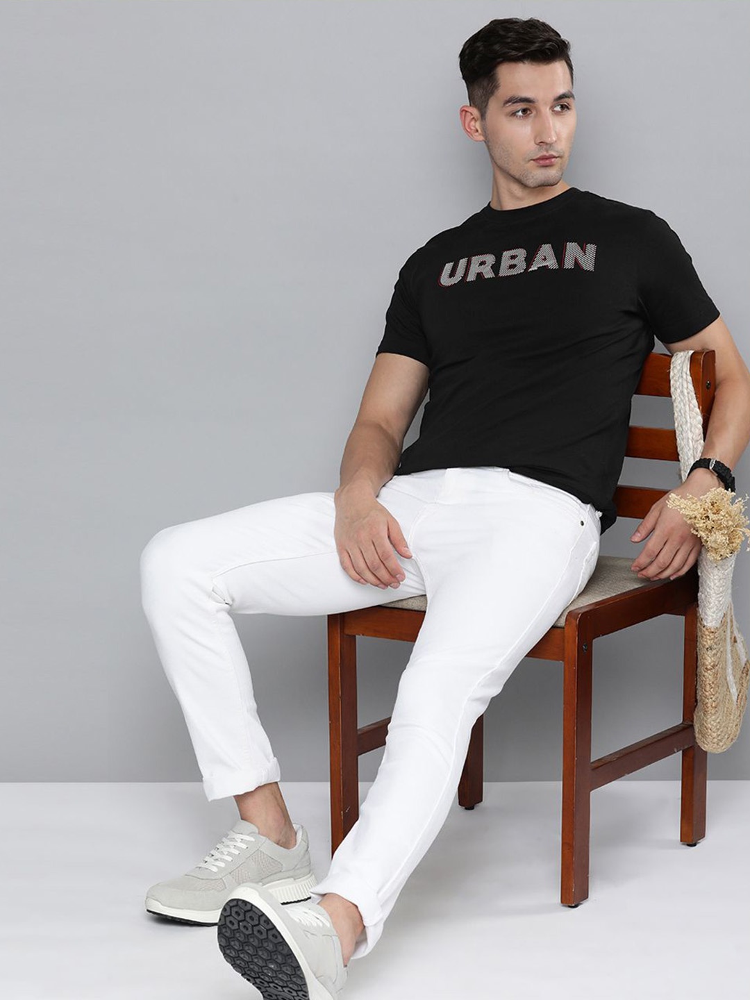

HERE&NOW Men Black & White Typography Printed Pure Cotton T-shirt