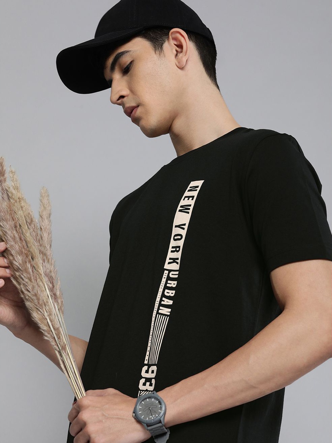 HERE&NOW Men Black Typography Printed Pure Cotton T-shirt